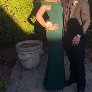 HUNTER GREEN LULU’S DRESS